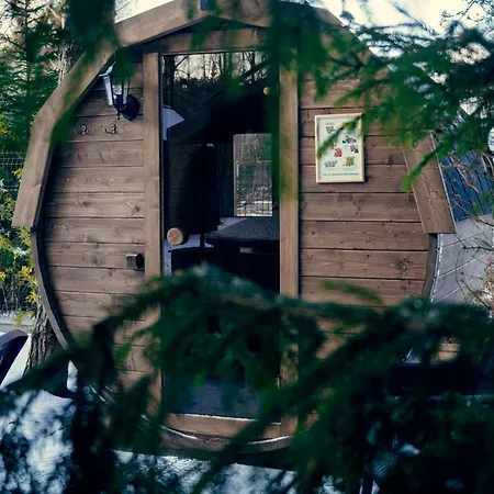 Lesne Pod Warszawa Lodge *