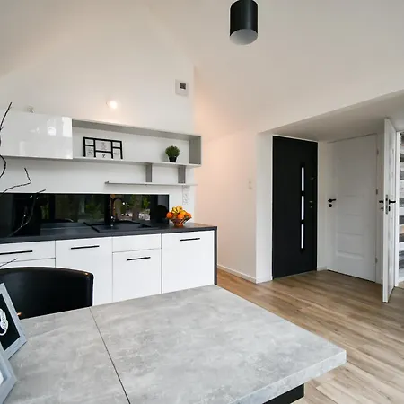 Lesne Pod Warszawa * Wolka Radzyminska