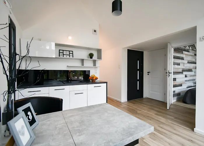 Leśne Pod Warszawą * Wolka Radzyminska